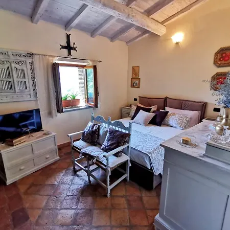 Casale Mariella Holiday home *